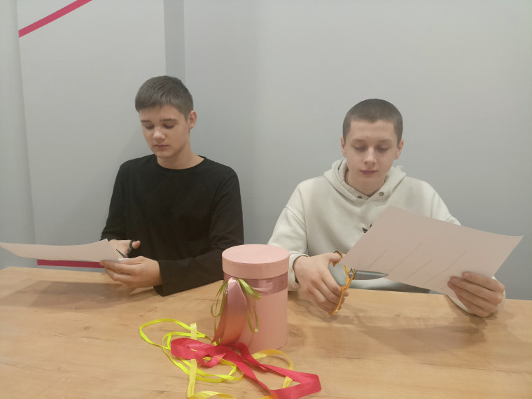 Готовимся к Международному женскому дню!.